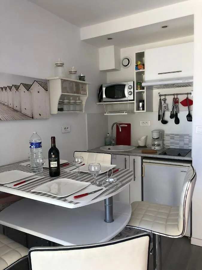 Charmant Studio A Cros De Cagnes Apartment